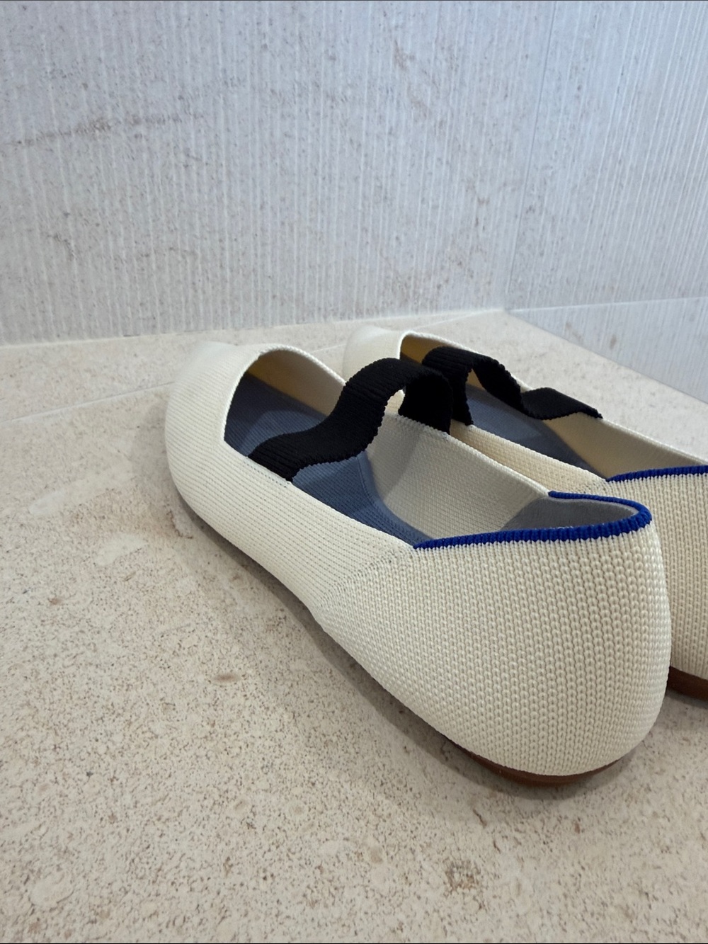 Rothy's Cream Pointed Mary Jane Flats with Black Strap Size 7 Basics Neutrals - Picture 5 of 8